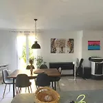Maison Conviviale En Pleine Nature A Greoux-les-bains, 3