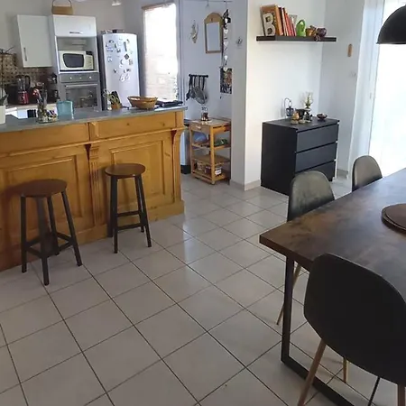 Maison Conviviale En Pleine Nature A Greoux-les-bains, 3 *