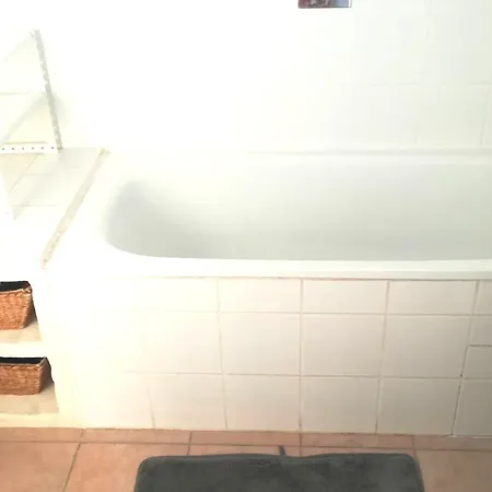 Holiday home Maison Conviviale En Pleine Nature A Greoux-les-bains, 3 *