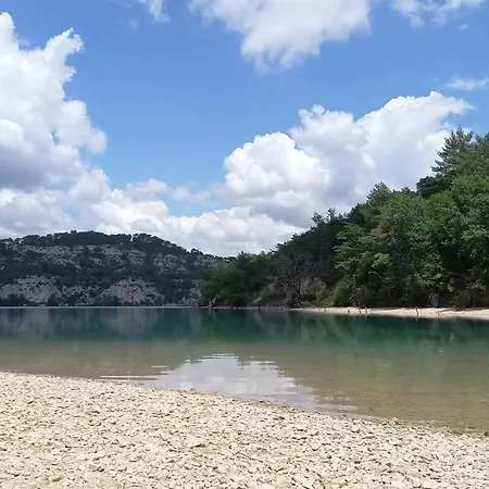 Holiday home Maison Conviviale En Pleine Nature A Greoux-les-bains, 3 Greoux-les-Bains