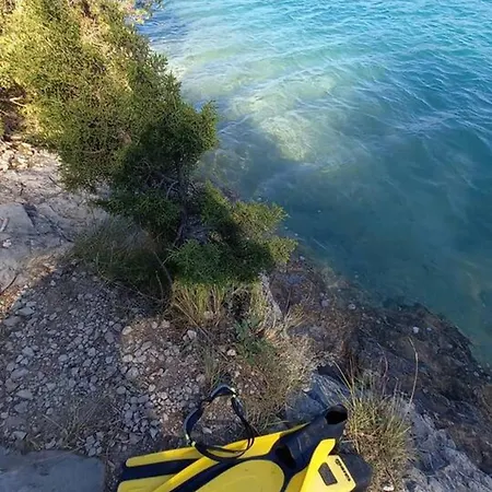 Maison Conviviale En Pleine Nature A Greoux-les-bains, 3 Holiday home Greoux-les-Bains